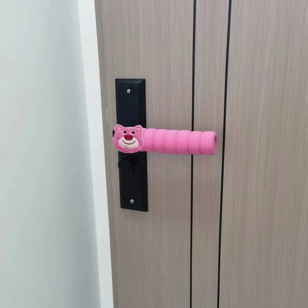 Sanrio Hello Kitty Handle Protector - Image 11