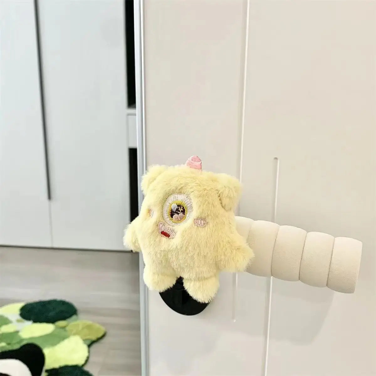 Sanrio Hello Kitty Handle Protector - Image 9